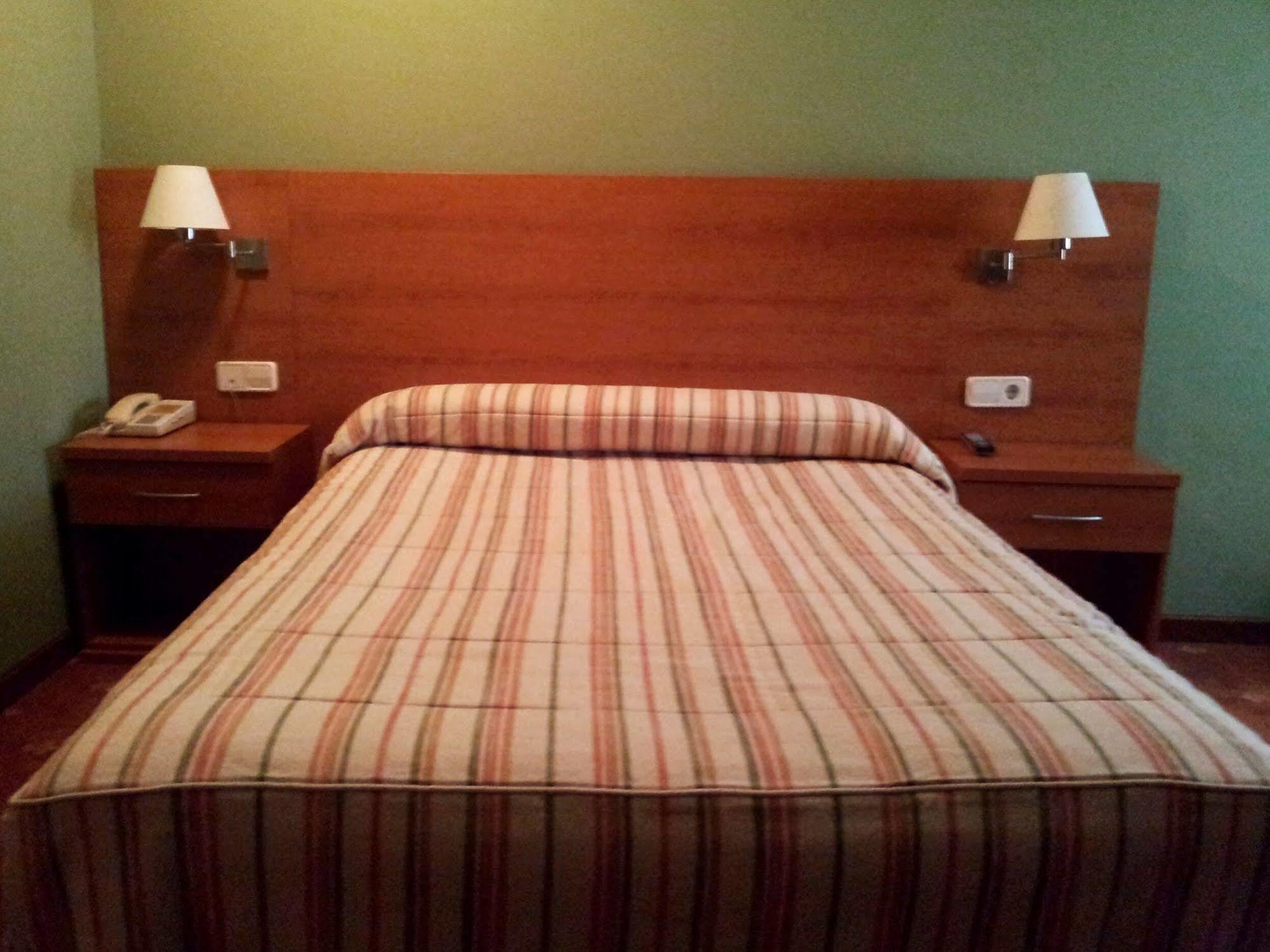 Hotel San Millan Сантандер Экстерьер фото